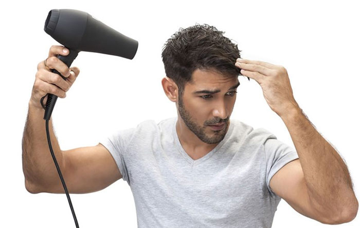 درمان ریزش مو در مردان: با ۱۰ روش خانگی موثر از طاسی جلوگیری کنید!