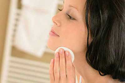 پاک کردن آرایش با مواد طبیعی