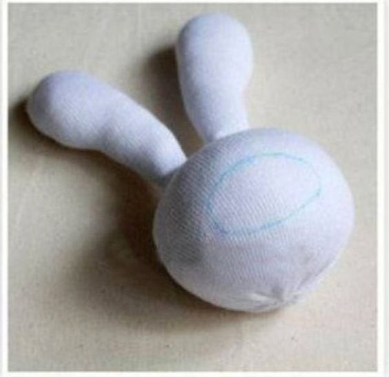 عکس مراحل درست کردن عروسک جورابی خرگوش فانتزی