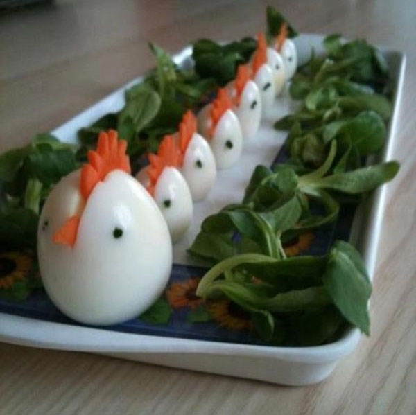 عکس تزیین تخم مرغ پخته به شکل جوجه