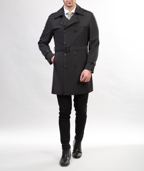 1642400383 black rainy coat 1 - بارانی مردانه و انواع آن