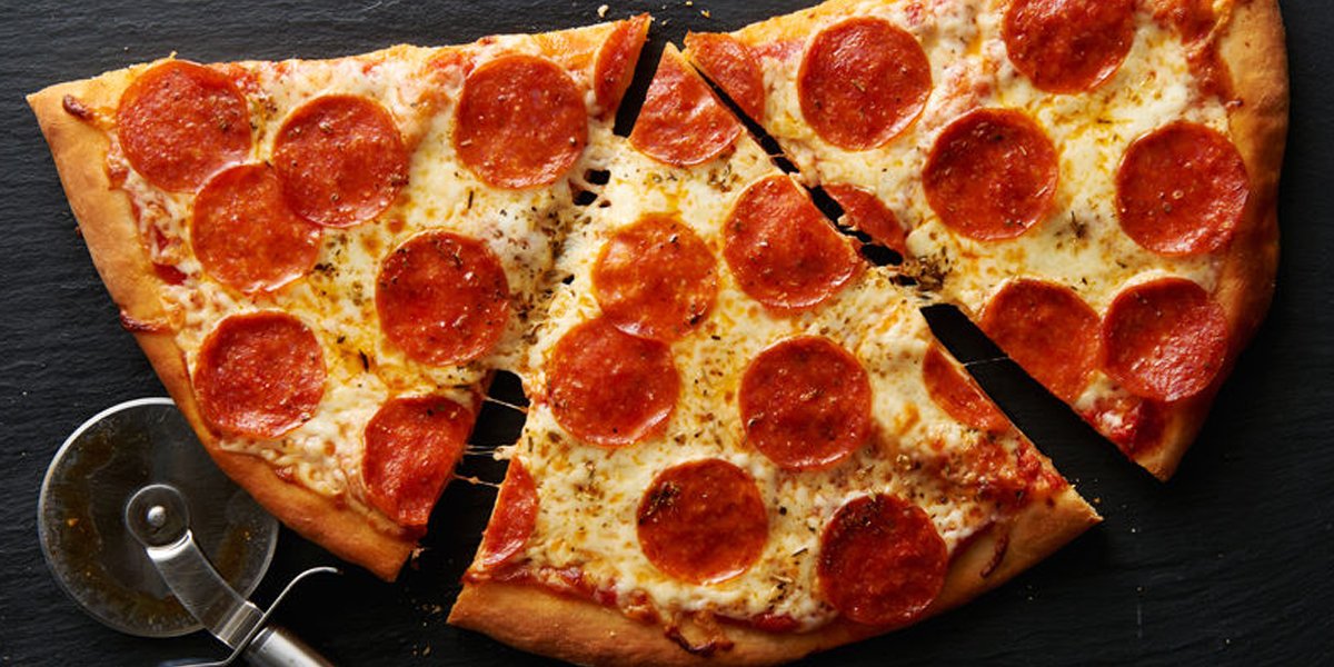 طرز تهیه پیتزا فوری ، ساده و خوشمزه در خانه | پیتزا خونگی - کتاب کاله