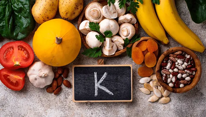 ویتامین k چیست و در چه مواد غذایی یافت می شود + رژیم غذایی
